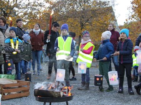 Kindernachmittag mit St. Martinsumzug am Abend
